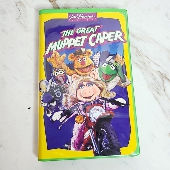 VINTAGE The Great Muppet Caper Jim Henson Productions 1993 VHS Tape Movie - Picture 2 of 7